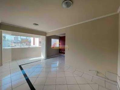 Apartamento com 3 Quartos para alugar, 130m² no Catalão, Divinópolis