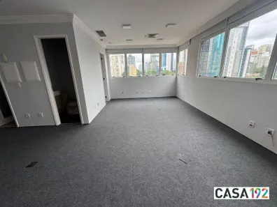 Sala Comercial para venda ou aluguel, 64m² no Santo Amaro, São Paulo