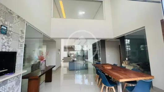 Casa de Condomínio com 3 Quartos à venda, 250m² no Nova Uberlândia, Uberlândia