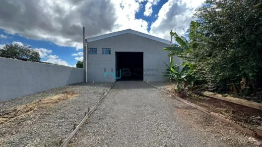 Galpão/Depósito/Armazém para venda ou aluguel, 825m² no Messiânico, Londrina