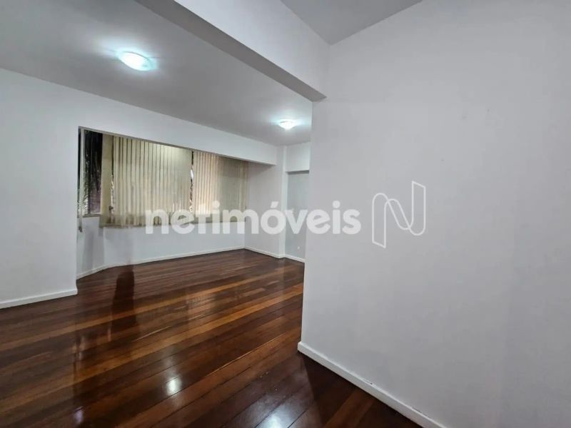Apartamento com 3 quartos — Santo Antônio, Belo Horizonte