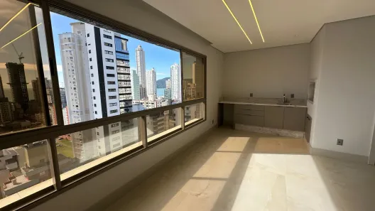 Apartamento com 3 Quartos à venda, 120m² no Centro, Balneário Camboriú