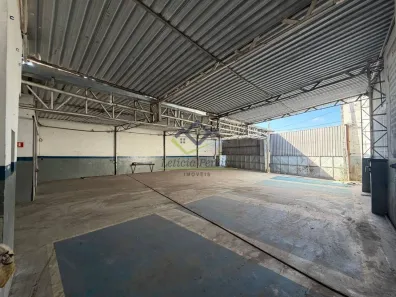 Galpão/Depósito/Armazém para alugar, 69m² no Vila Maria de Maggi, Suzano