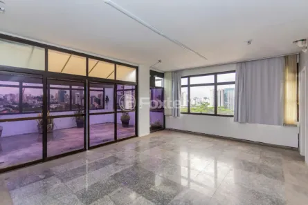 Sala Comercial à venda, 130m² no Santo Amaro, São Paulo