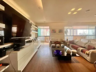 Apartamento com 3 Quartos para alugar, 303m² no Umarizal, Belém