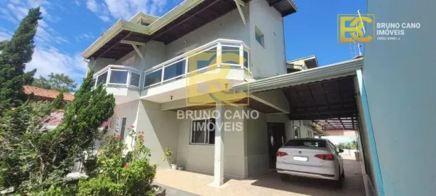 Sobrado com 4 Quartos à venda, 195m² no Centro, Peruíbe