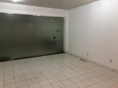 Sala Comercial à venda, 38m² no Santa Mônica, Uberlândia