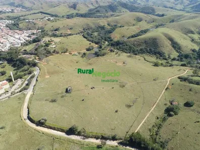 à venda, 209m² no Centro, Cruzeiro