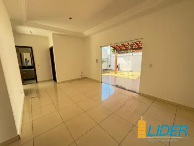 Casa com 3 Quartos à venda, 130m² no Granada, Uberlândia