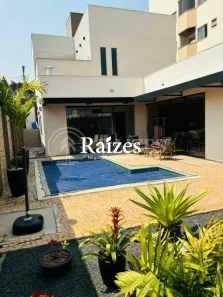Casa com 3 Quartos à venda, 230m² no Daniel Fonseca, Uberlândia