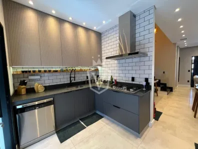 Casa de Condomínio com 3 Quartos à venda, 195m² no Jardim Celeste, Jundiaí