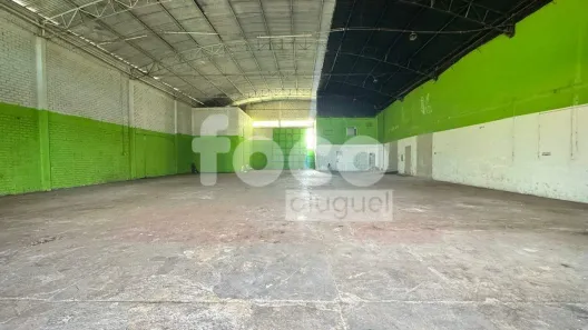 Galpão/Depósito/Armazém para alugar, 900m² no Custódio Pereira, Uberlândia