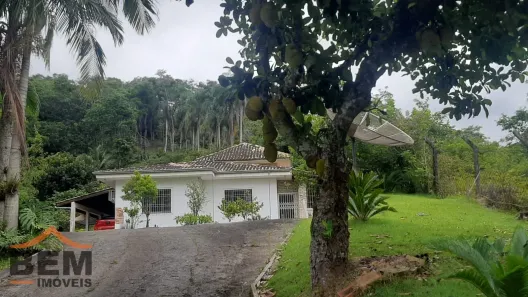 Fazenda/Sítio com 8 Quartos à venda, 200m² no Espinheiros, Itajaí