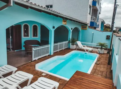 Casa com 4 Quartos para alugar, 180m² no Praia da Enseada, São Francisco do Sul