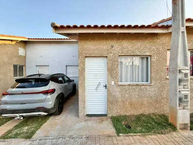 Casa de Condomínio com 2 Quartos à venda, 48m² no Vila Popular, Itapetininga