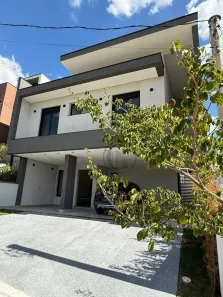 Casa de Condomínio com 4 Quartos para alugar, 260m² no Iporanga, Sorocaba