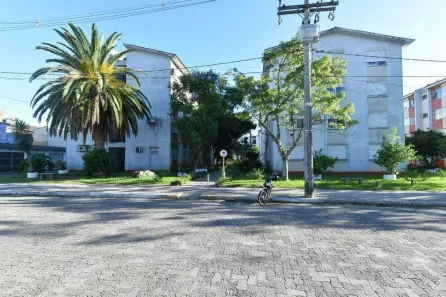 Apartamento com 2 Quartos para alugar, 62m² no Fragata, Pelotas
