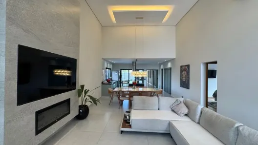 Casa com 3 Quartos à venda, 220m² no Vila Santista, Atibaia
