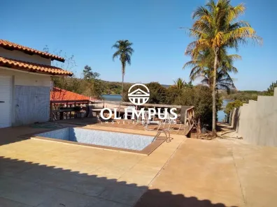 Fazenda/Sítio com 4 Quartos à venda, 140m² no Área Rural de Uberlândia, Uberlândia