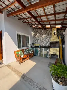 Casa com 2 Quartos à venda, 75m² no Lagoa, Macaé