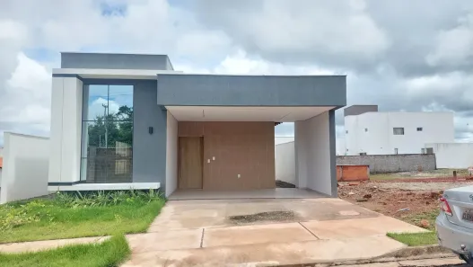 Casa de Condomínio com 3 Quartos à venda, 123m² no Vale Quem Tem, Teresina