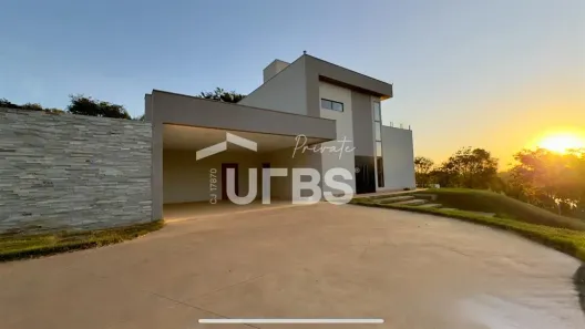 Fazenda/Sítio com 4 Quartos à venda, 234m² no , Hidrolândia