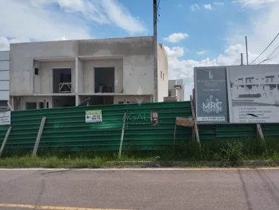Sobrado com 2 Quartos à venda, 182m² no Iguaçu, Araucária