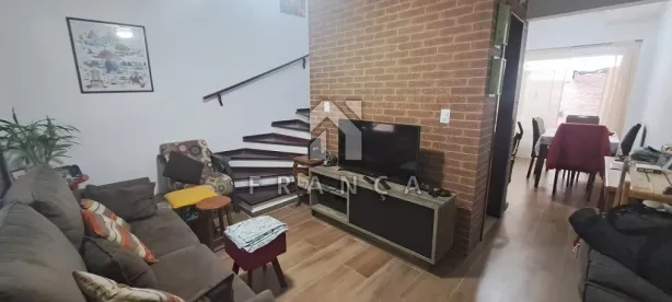 Sobrado com 2 Quartos à venda, 101m² no Jardim Califórnia, Jacareí