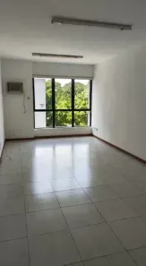 Sala Comercial com 1 Quarto à venda, 30m² no Menino Deus, Porto Alegre