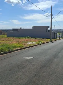 Lote/Terreno à venda, 250m² no Aclimação, Uberlândia