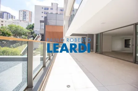 Apartamento com 3 Quartos à venda, 237m² no Sumaré, São Paulo