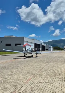 Galpão/Depósito/Armazém à venda, 646m² no Perequê, Porto Belo