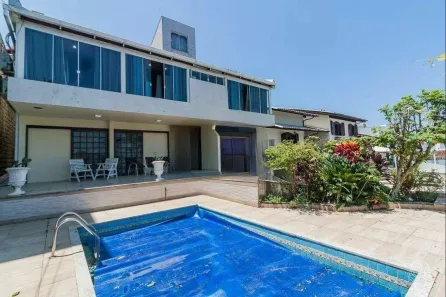 Casa com 4 Quartos à venda, 385m² no Abraão, Florianópolis