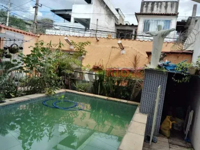 Casa com 3 Quartos à venda, 126m² no Realengo, Rio de Janeiro