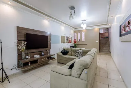 Sobrado com 3 Quartos para alugar, 162m² no Vila Curuçá, Santo André