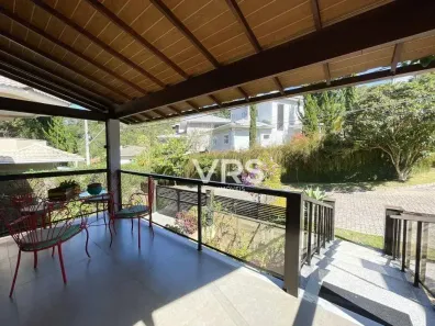 Casa de Condomínio com 4 Quartos à venda, 250m² no Golfe, Teresópolis