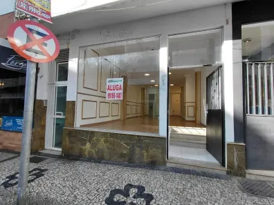Ponto Comercial para alugar, 65m² no Centro, Juiz de Fora