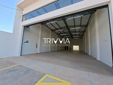 Galpão/Depósito/Armazém para alugar, 250m² no Aclimação, Uberlândia
