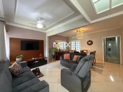 Sobrado com 3 Quartos à venda, 159m² no Dois Córregos, Piracicaba