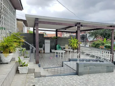 Casa com 3 Quartos à venda, 150m² no Aleixo, Manaus