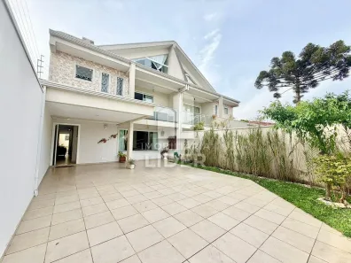 Sobrado com 3 Quartos à venda, 225m² no Bacacheri, Curitiba
