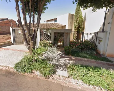 Sobrado com 2 Quartos à venda, 253m² no Jardim Paradiso, Campo Grande