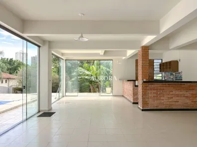 Casa com 3 Quartos à venda, 447m² no Champagnat, Londrina