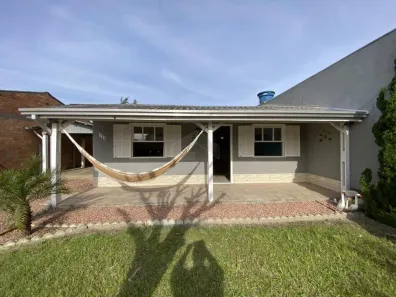 Casa com 2 Quartos à venda, 80m² no Tramandaí, Tramandaí