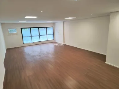 Casa com 4 Quartos para alugar, 380m² no Higienópolis, São Paulo