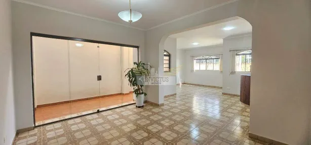 Sobrado com 5 Quartos para alugar, 262m² no Jardim, Santo André
