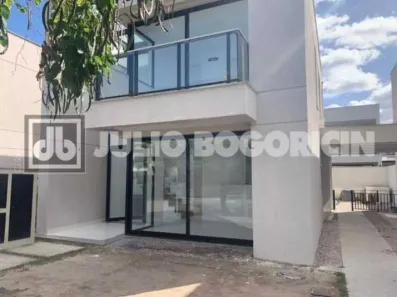 Casa de Condomínio com 3 Quartos à venda, 244m² no Recreio dos Bandeirantes, Rio de Janeiro