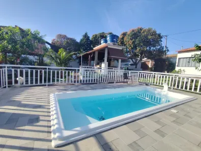 Casa de Condomínio com 3 Quartos à venda, 250m² no Outeiro, Araruama