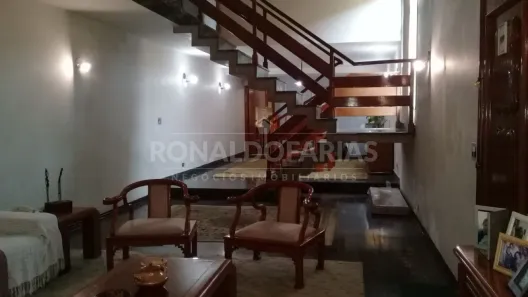 Sobrado com 3 Quartos à venda, 350m² no Interlagos, São Paulo