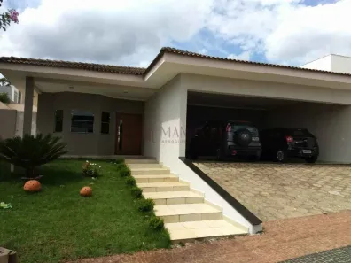 Casa de Condomínio com 3 Quartos à venda, 300m² no Residencial Odete, Bauru